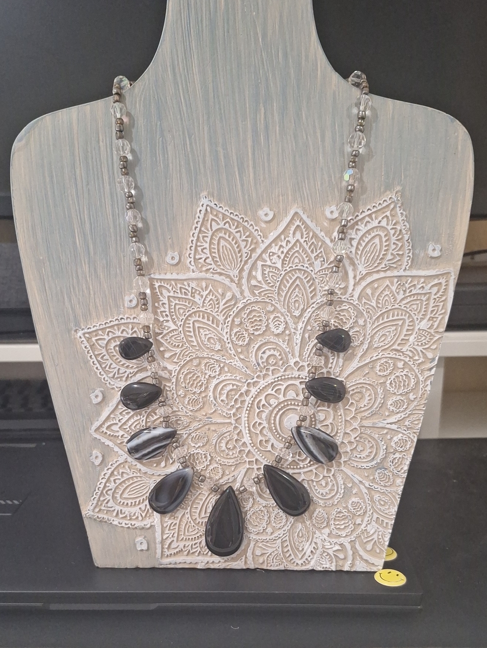 Elegant Black Teardrop Statement Necklace - Women Jewelry